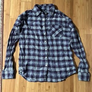 Size Medium Boyfriend Fit American Eagle Flannel 🦅